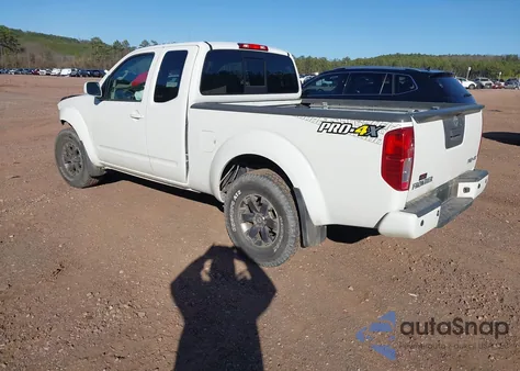 2016 Nissan Frontier Pro-4X z USA, uszkodzony, nr VIN 1N6AD0CW2GN703747